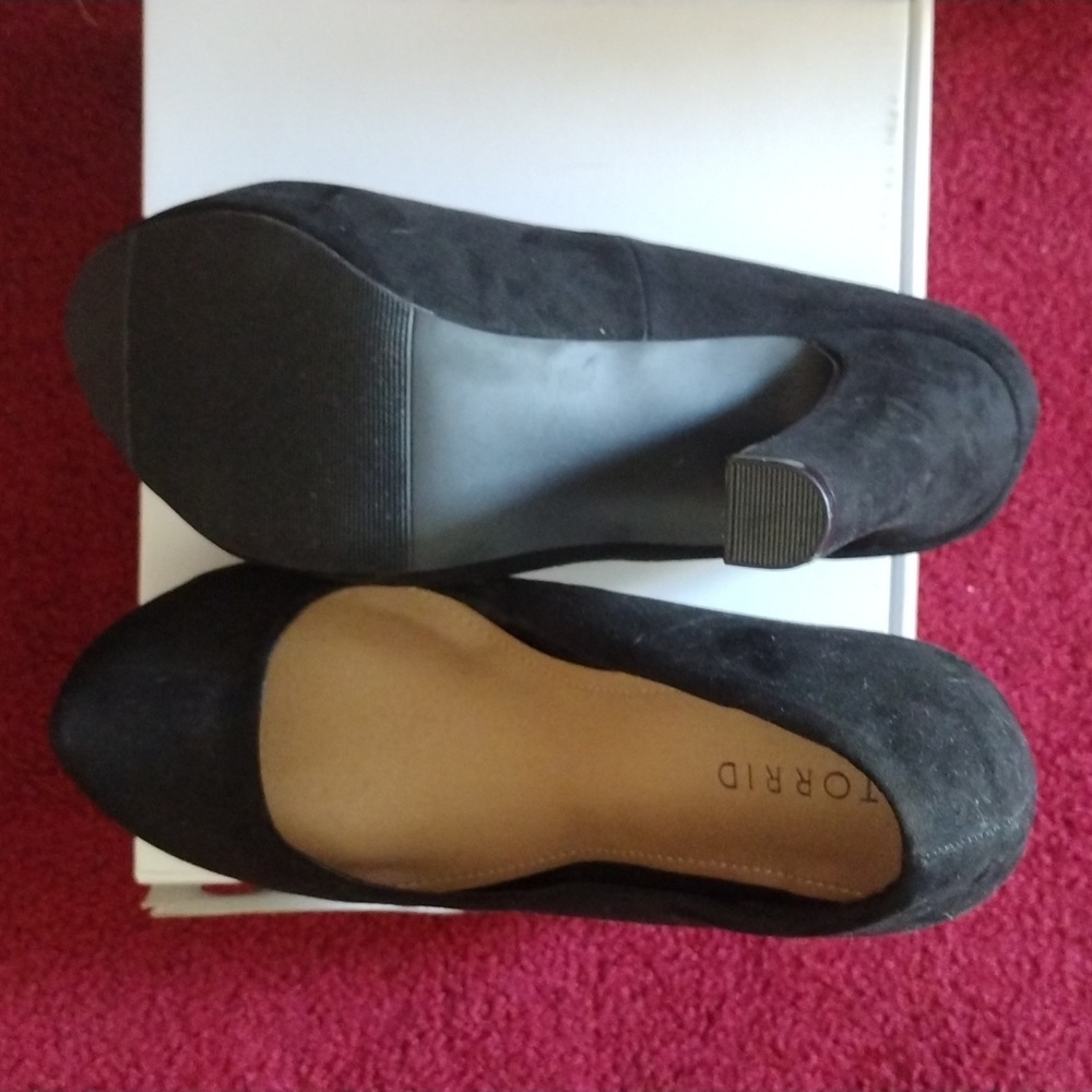 Heals - Picture 3 of 3